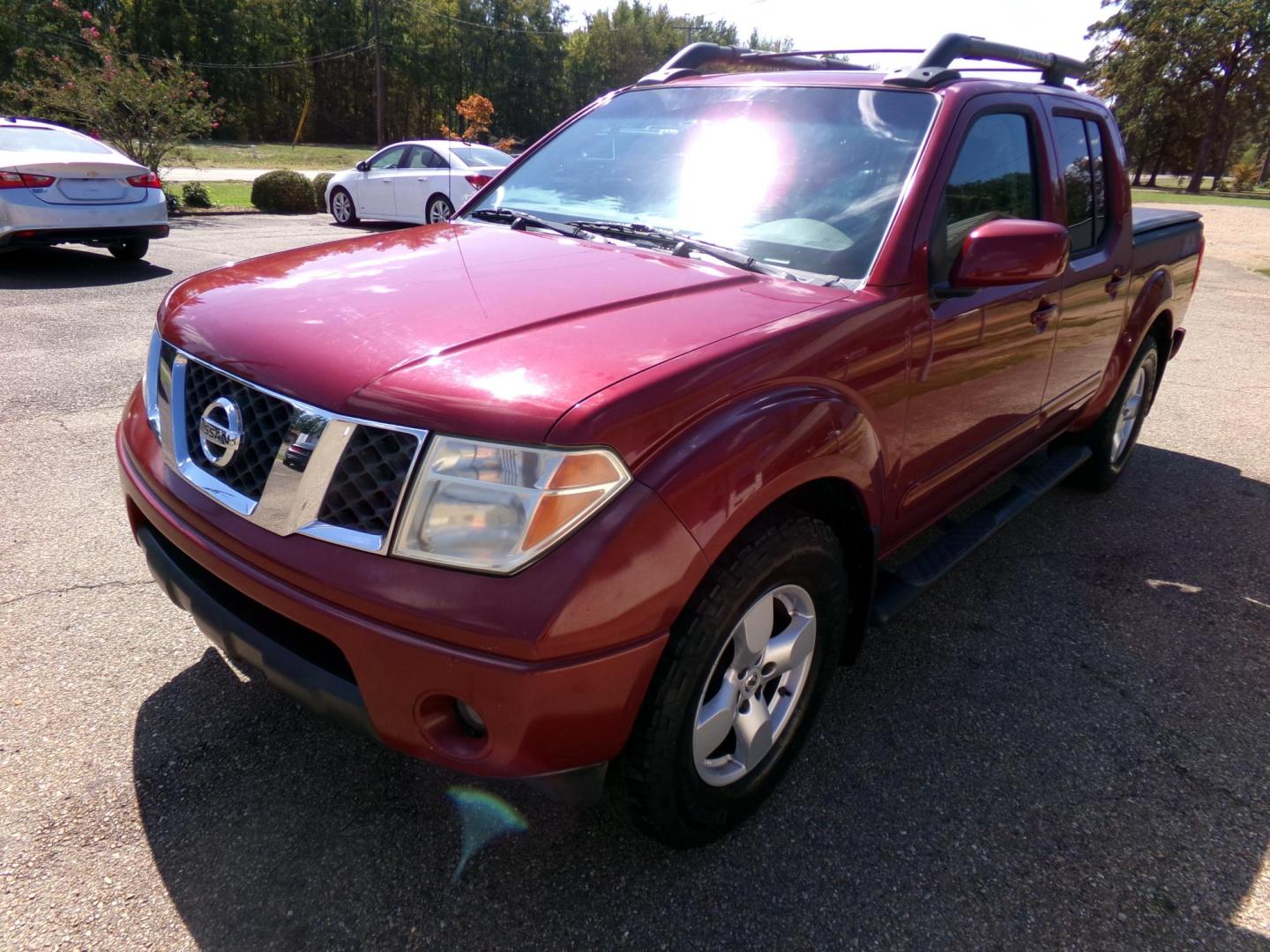2007 Sonoma Sunset Pearl /tan Nissan Frontier LE Crew Cab 2WD (1N6AD07U87C) with an 4.0L V6 DOHC 24V engine, 5-Speed Automatic Overdrive transmission, located at 401 First NE, Bearden, AR, 71720, (870) 687-3414, 33.726528, -92.611519 - Photo#15