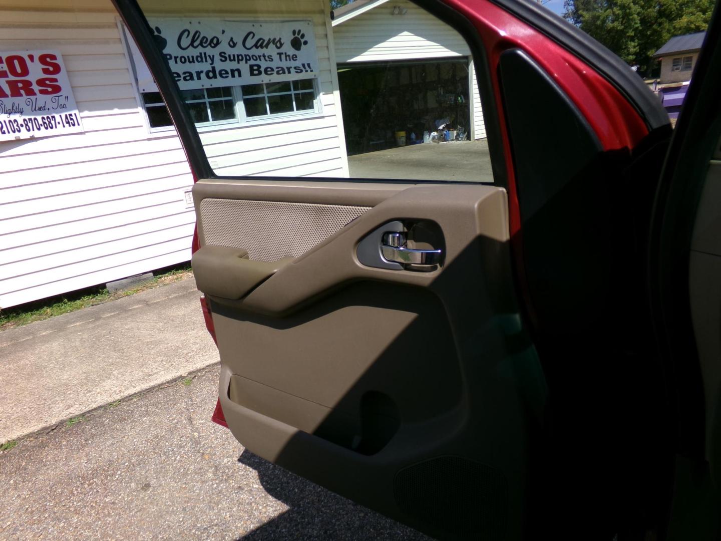 2007 Sonoma Sunset Pearl /tan Nissan Frontier LE Crew Cab 2WD (1N6AD07U87C) with an 4.0L V6 DOHC 24V engine, 5-Speed Automatic Overdrive transmission, located at 401 First NE, Bearden, AR, 71720, (870) 687-3414, 33.726528, -92.611519 - Photo#3