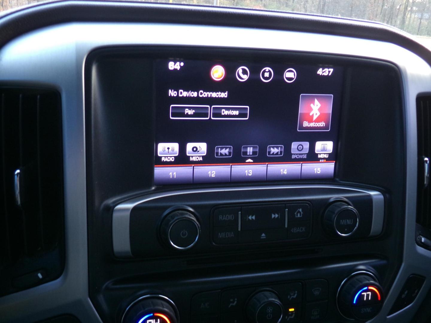 2016 Olympic White /tan GMC Sierra 1500 SLE Double Cab 4WD (1GTV2MEHXGZ) with an 4.3L V6 OHV 12V engine, 6A transmission, located at 401 First NE, Bearden, AR, 71720, (870) 687-3414, 33.726528, -92.611519 - Photo#11