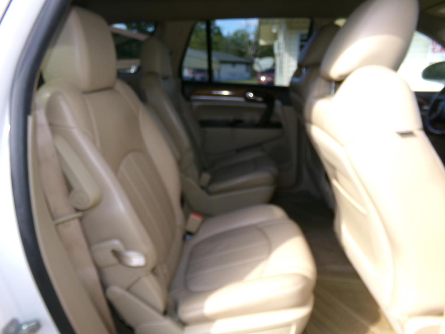 2012 White Diamond Pearl /Tan Buick Enclave Premium AWD (5GAKVDED1CJ) with an 3.6L V6 DOHC 24V engine, 6-Speed Automatic Overdrive transmission, located at 401 First NE, Bearden, AR, 71720, (870) 687-3414, 33.726528, -92.611519 - Photo#17