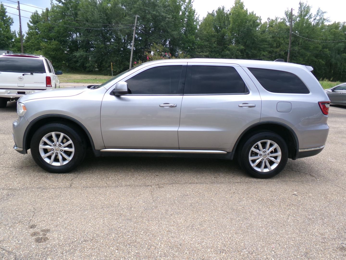 2014 Billet Metallic /Black Dodge Durango SXT AWD (1C4RDJAG9EC) with an 3.6L V6 DOHC 24V engine, 8-Speed Automatic transmission, located at 400 First NW, Bearden, AR, 71720, (870) 687-3414, 0.000000, 0.000000- Photo#1