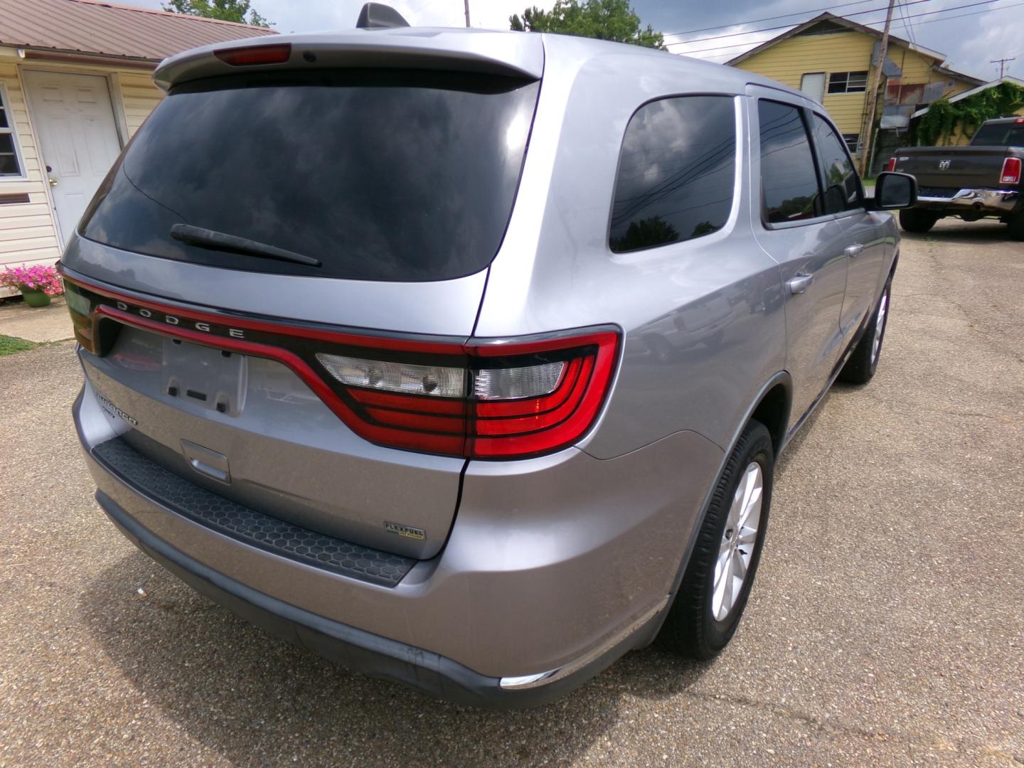 2014 Billet Metallic /Black Dodge Durango SXT AWD (1C4RDJAG9EC) with an 3.6L V6 DOHC 24V engine, 8-Speed Automatic transmission, located at 400 First NW, Bearden, AR, 71720, (870) 687-3414, 0.000000, 0.000000- Photo#21