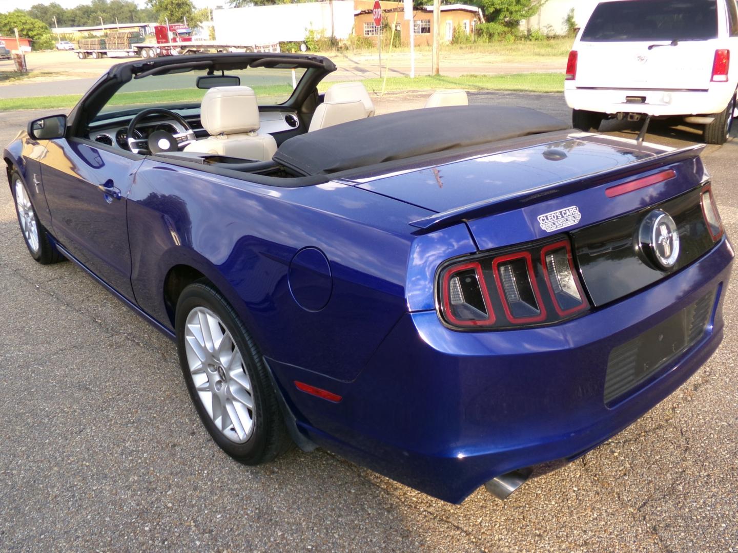 2014 Deep Impact Blue Metallic /Black Ford Mustang (1ZVBP8EM4E5) with an 3.7L V6 DOHC 24V engine, 6-speed automatic transmission, located at 400 First NW, Bearden, AR, 71720, (870) 687-3414, 0.000000, 0.000000- Photo#2