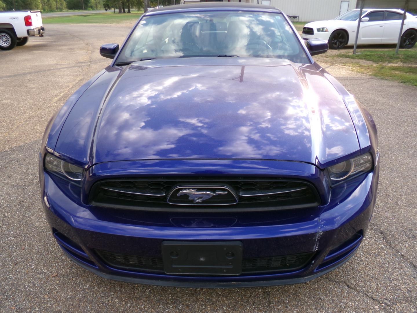 2014 Deep Impact Blue Metallic /Black Ford Mustang (1ZVBP8EM4E5) with an 3.7L V6 DOHC 24V engine, 6-speed automatic transmission, located at 400 First NW, Bearden, AR, 71720, (870) 687-3414, 0.000000, 0.000000- Photo#25