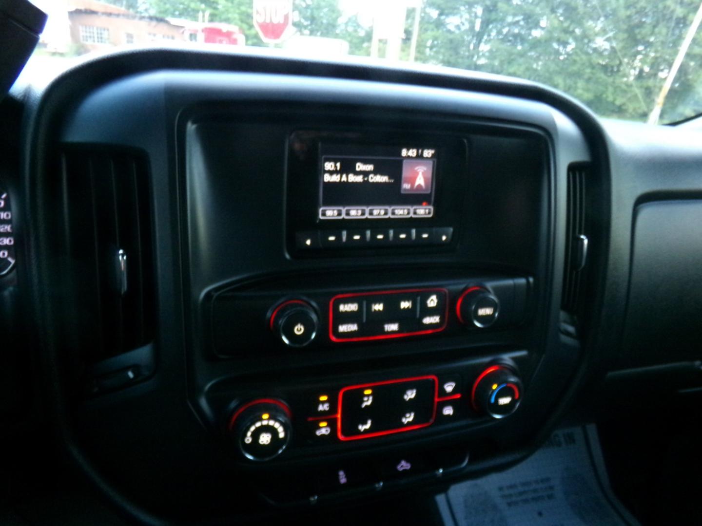 2015 Black /Gray GMC Sierra 1500 Base (1GTR1TECXFZ) with an 5.3L V8 engine, automatic transmission, located at 401 First NE, Bearden, AR, 71720, (870) 687-3414, 33.726528, -92.611519 - Photo#10