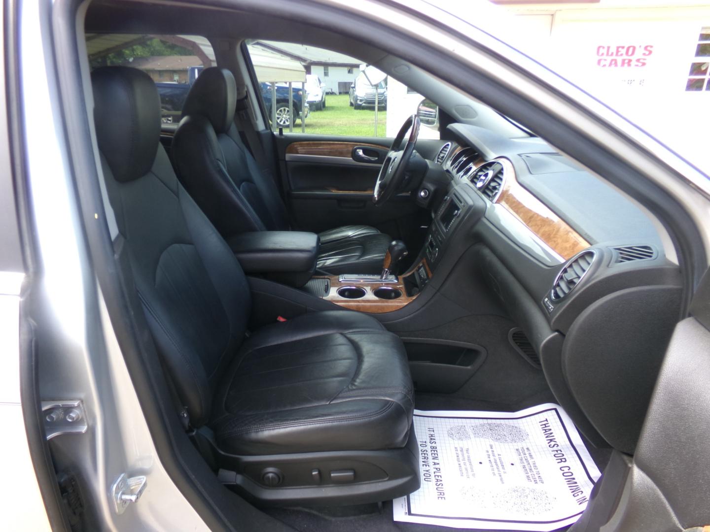 2012 Switchblade Silver /Brown Buick Enclave CXL (5GAKRCED1CJ) with an 3.6L engine, automatic transmission, located at 401 First NE, Bearden, AR, 71720, (870) 687-3414, 33.726528, -92.611519 - Photo#21