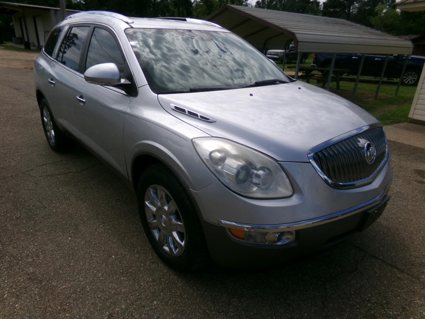 2012 Switchblade Silver /Brown Buick Enclave CXL (5GAKRCED1CJ) with an 3.6L engine, automatic transmission, located at 401 First NE, Bearden, AR, 71720, (870) 687-3414, 33.726528, -92.611519 - Photo#26