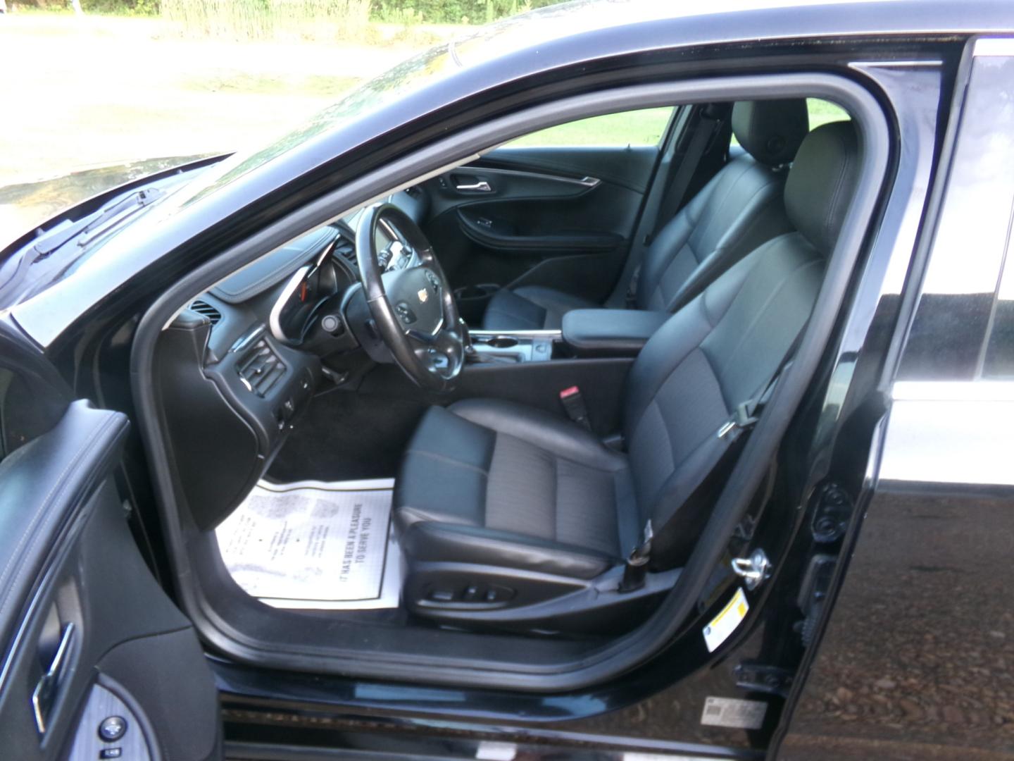 2019 Black /Black Chevrolet Impala LT (2G11Z5SA2K9) with an 2.5L engine, automatic transmission, located at 401 First NE, Bearden, AR, 71720, (870) 687-3414, 33.726528, -92.611519 - Photo#7