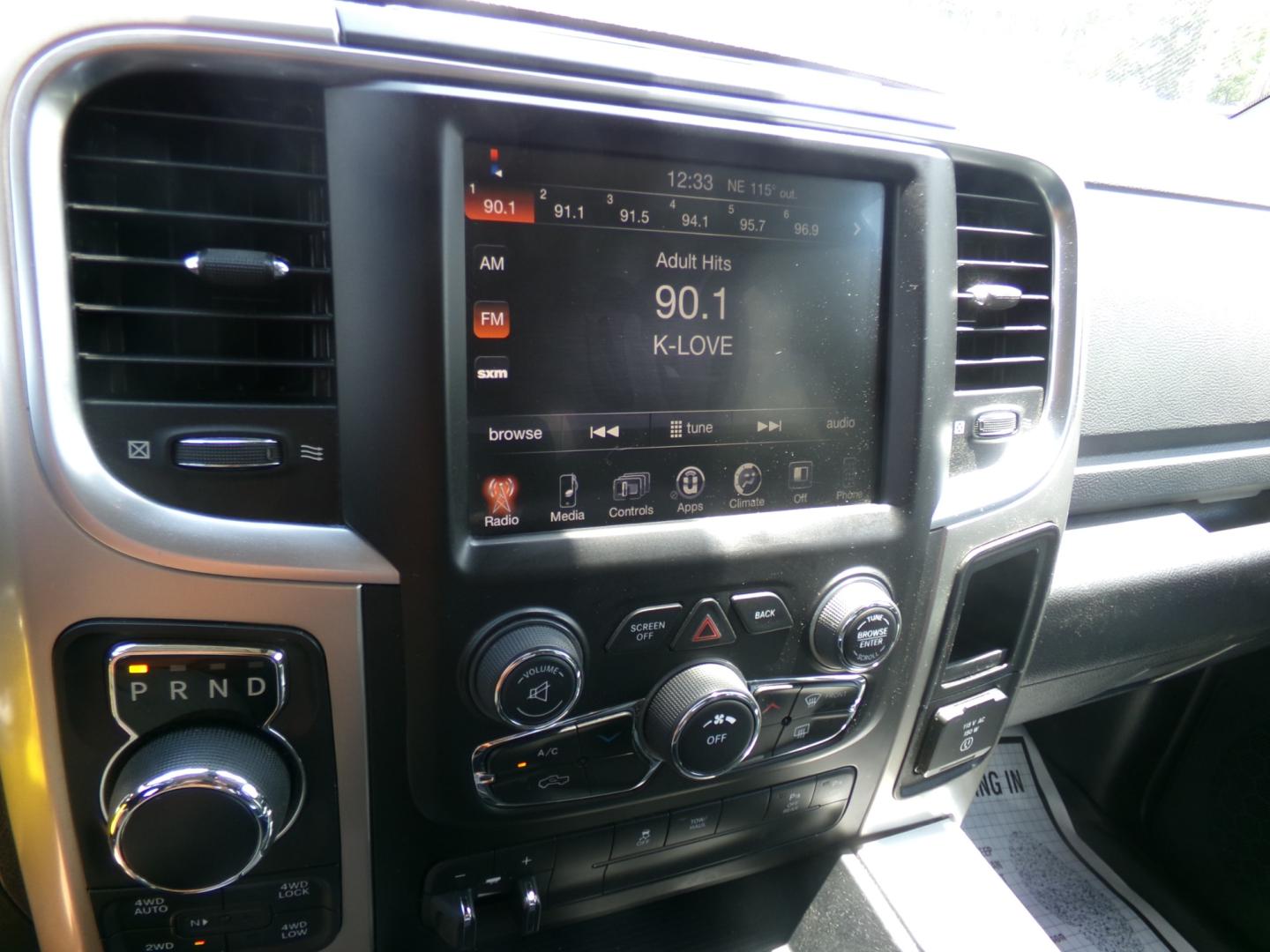 2016 Granite Crystal Metallic /Gray RAM 1500 SLT Big Horn Edition (3C6RR7LT2GG) with an 5.7L Hemi V8 engine, 8-speed automatic transmission, located at 401 First NE, Bearden, AR, 71720, (870) 687-3414, 33.726528, -92.611519 - Photo#12