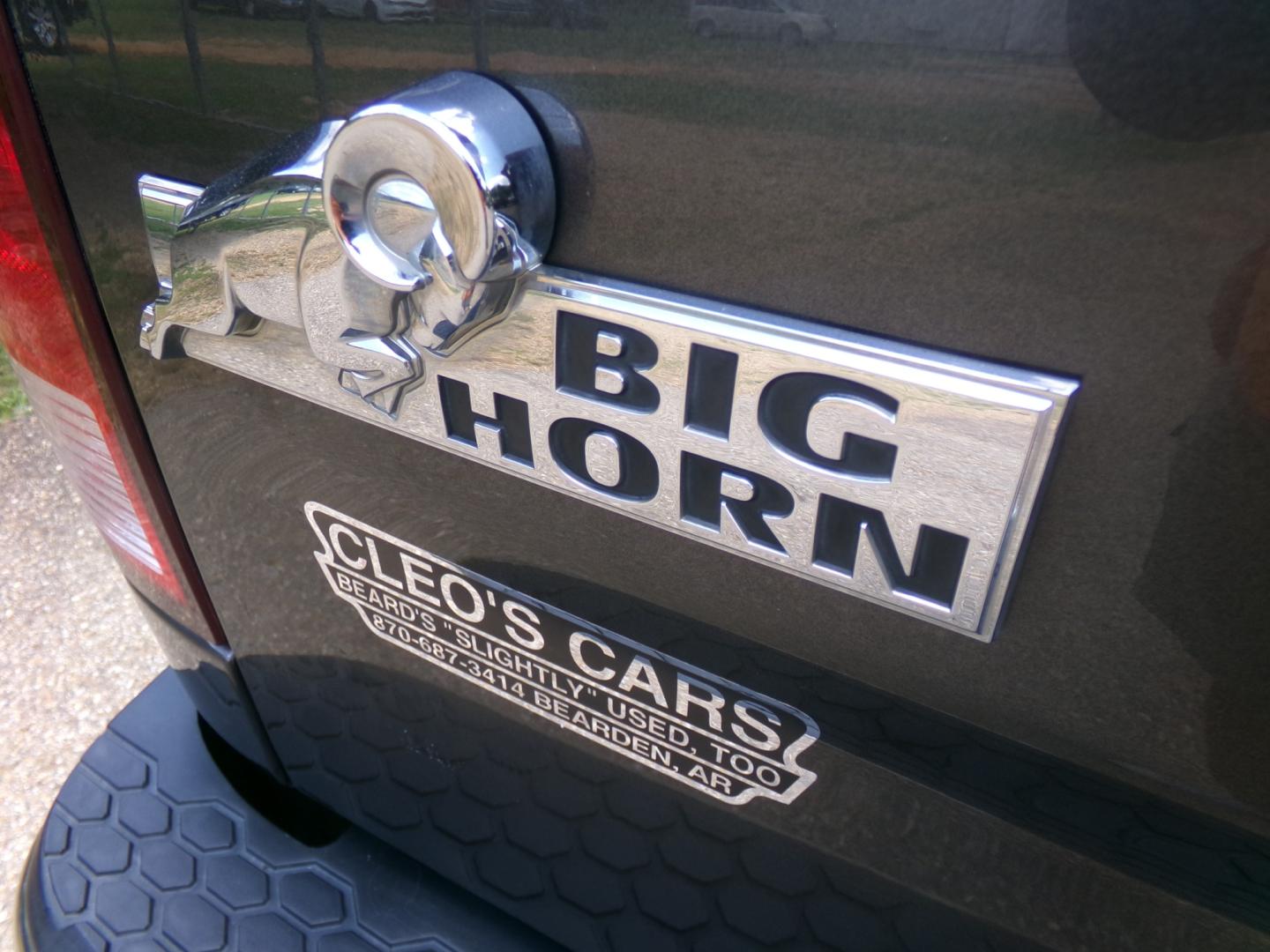 2016 Granite Crystal Metallic /Gray RAM 1500 SLT Big Horn Edition (3C6RR7LT2GG) with an 5.7L Hemi V8 engine, 8-speed automatic transmission, located at 401 First NE, Bearden, AR, 71720, (870) 687-3414, 33.726528, -92.611519 - Photo#4