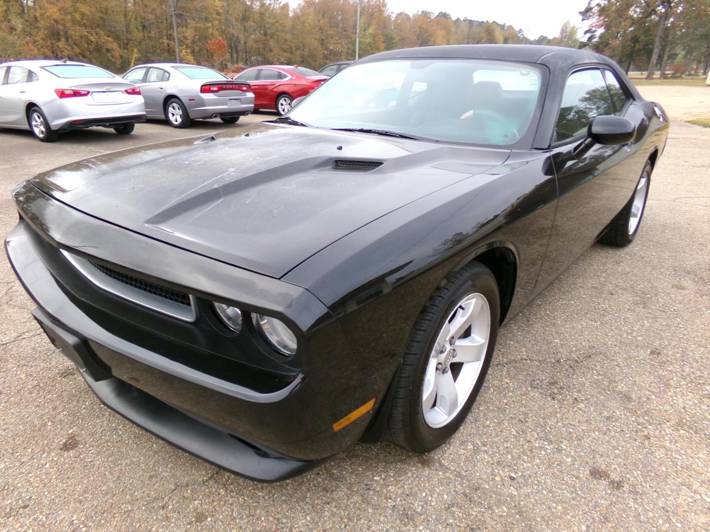 2012 Dodge Challenger SXT (2C3CDYAG5CH) with an 3.6L V6 DOHC 24V engine, 4-Speed Automatic transmission, located at 401 First NE, Bearden, AR, 71720, (870) 687-3414, 33.726528, -92.611519 - Photo#0