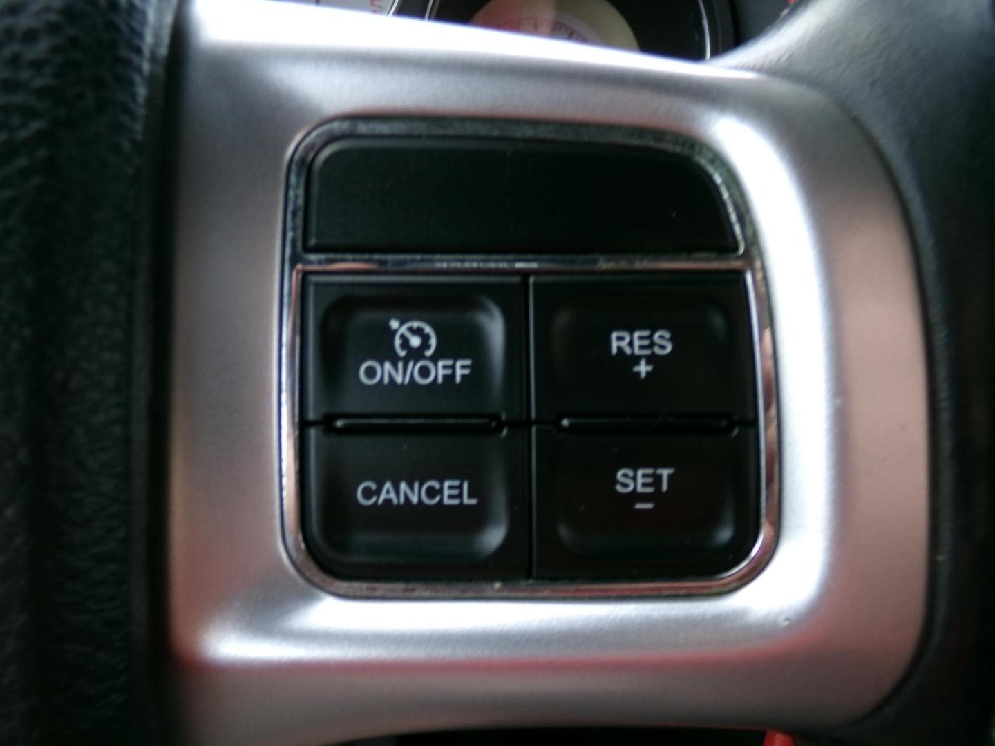 2012 Dodge Challenger SXT (2C3CDYAG5CH) with an 3.6L V6 DOHC 24V engine, 4-Speed Automatic transmission, located at 401 First NE, Bearden, AR, 71720, (870) 687-3414, 33.726528, -92.611519 - Photo#11