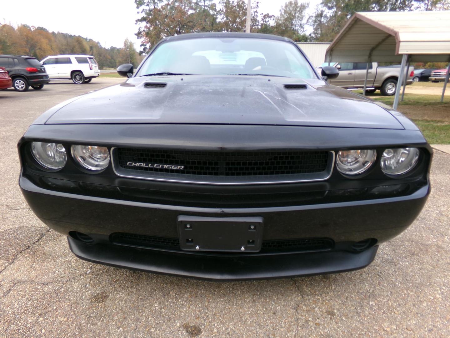 2012 Dodge Challenger SXT (2C3CDYAG5CH) with an 3.6L V6 DOHC 24V engine, 4-Speed Automatic transmission, located at 401 First NE, Bearden, AR, 71720, (870) 687-3414, 33.726528, -92.611519 - Photo#16