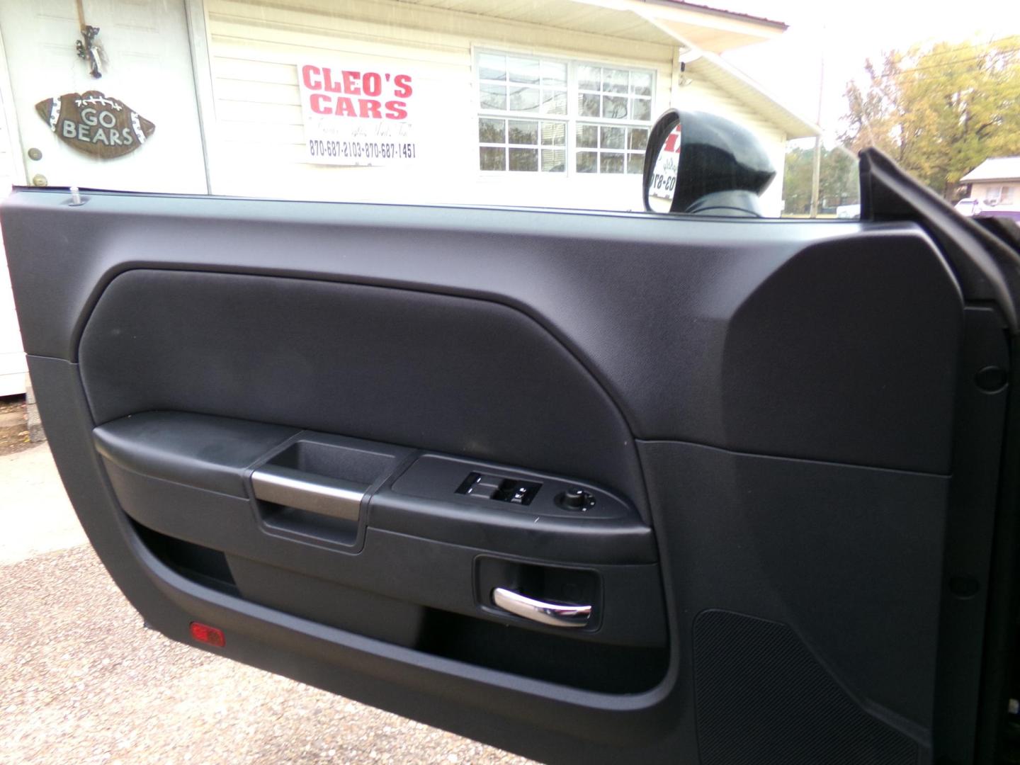 2012 Dodge Challenger SXT (2C3CDYAG5CH) with an 3.6L V6 DOHC 24V engine, 4-Speed Automatic transmission, located at 401 First NE, Bearden, AR, 71720, (870) 687-3414, 33.726528, -92.611519 - Photo#6