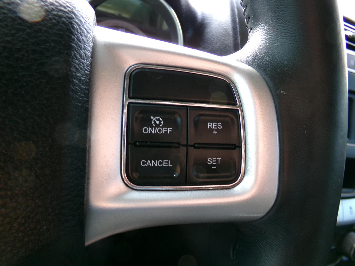 2017 Black /Black Dodge Journey SE (3C4PDCAB9HT) with an 2.4L L4 DOHC 16V engine, 4A transmission, located at 401 First NE, Bearden, AR, 71720, (870) 687-3414, 33.726528, -92.611519 - Photo#11