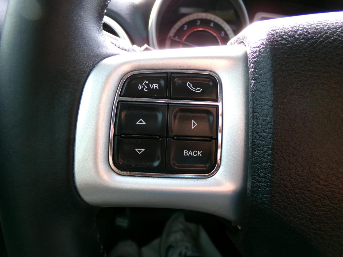 2017 Black /Black Dodge Journey SE (3C4PDCAB9HT) with an 2.4L L4 DOHC 16V engine, 4A transmission, located at 401 First NE, Bearden, AR, 71720, (870) 687-3414, 33.726528, -92.611519 - Photo#12