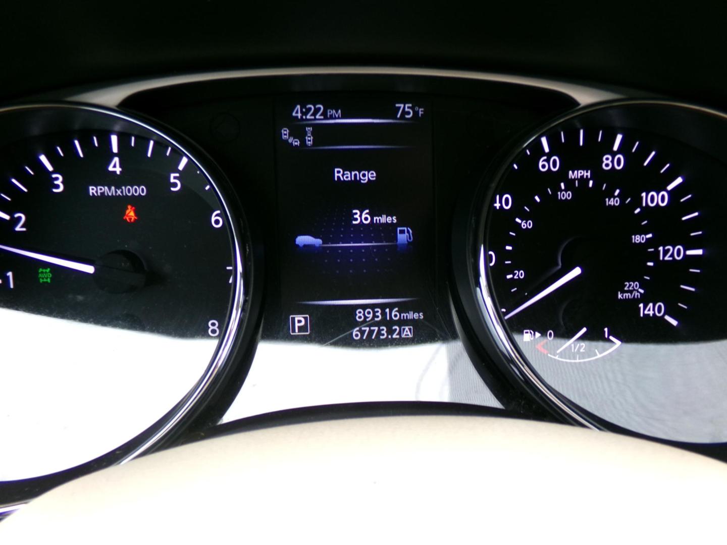 2014 Moonlight White Tri-coat /Cream Nissan Rogue S AWD (5N1AT2MV3EC) with an 2.5L L4 DOHC 16V engine, Continuously Variable Transmission transmission, located at 401 First NE, Bearden, AR, 71720, (870) 687-3414, 33.726528, -92.611519 - Photo#8