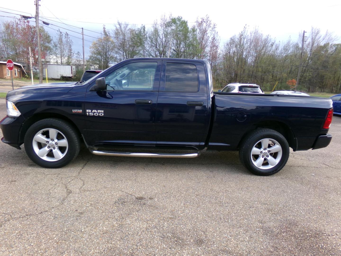 2013 True Blue Pearl Coat /Gray RAM 1500 Tradesman Quad Cab 2WD (1C6RR6FT3DS) with an 5.7L V8 OHV 16V engine, 6-Speed Automatic transmission, located at 401 First NE, Bearden, AR, 71720, (870) 687-3414, 33.726528, -92.611519 - Photo#1