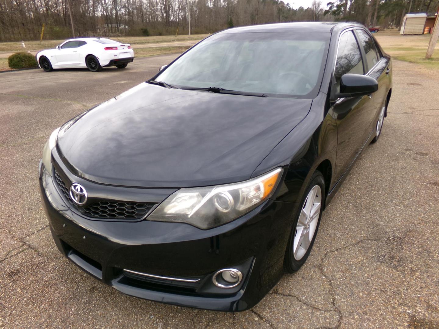 2012 Black /Black Toyota Camry SE (4T1BF1FK7CU) with an 2.5L L4 DOHC 16V engine, 6-Speed Automatic transmission, located at 401 First NE, Bearden, AR, 71720, (870) 687-3414, 33.726528, -92.611519 - Photo#0