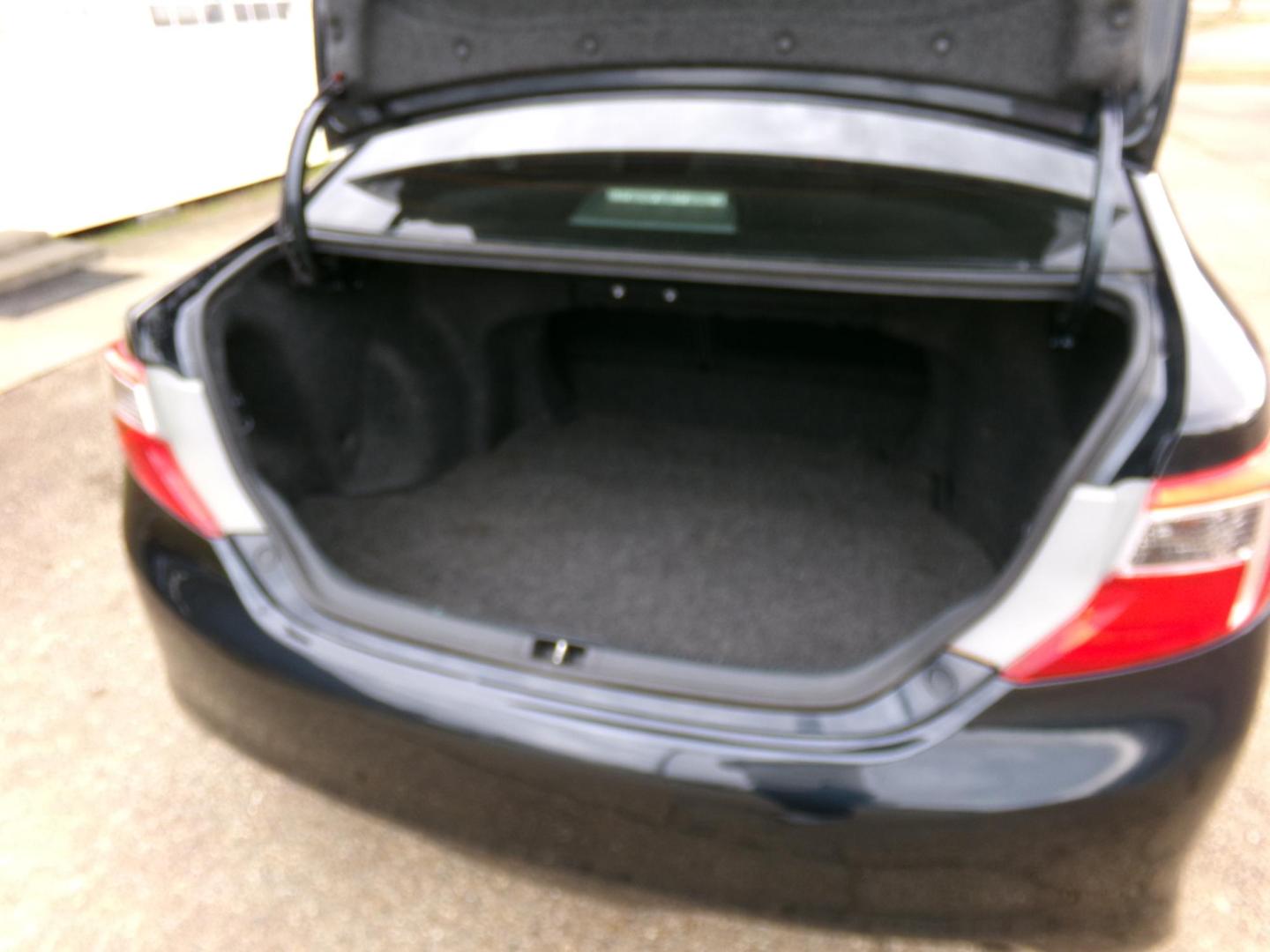 2012 Black /Black Toyota Camry SE (4T1BF1FK7CU) with an 2.5L L4 DOHC 16V engine, 6-Speed Automatic transmission, located at 401 First NE, Bearden, AR, 71720, (870) 687-3414, 33.726528, -92.611519 - Photo#3