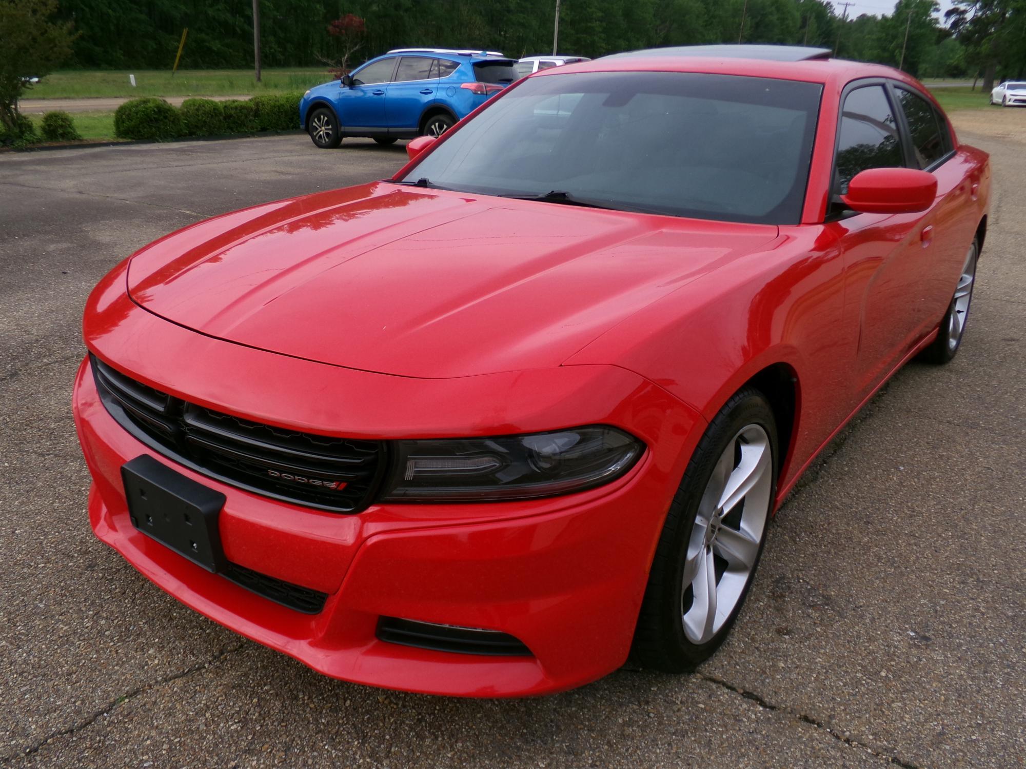 photo of 2018 Dodge Charger SXT