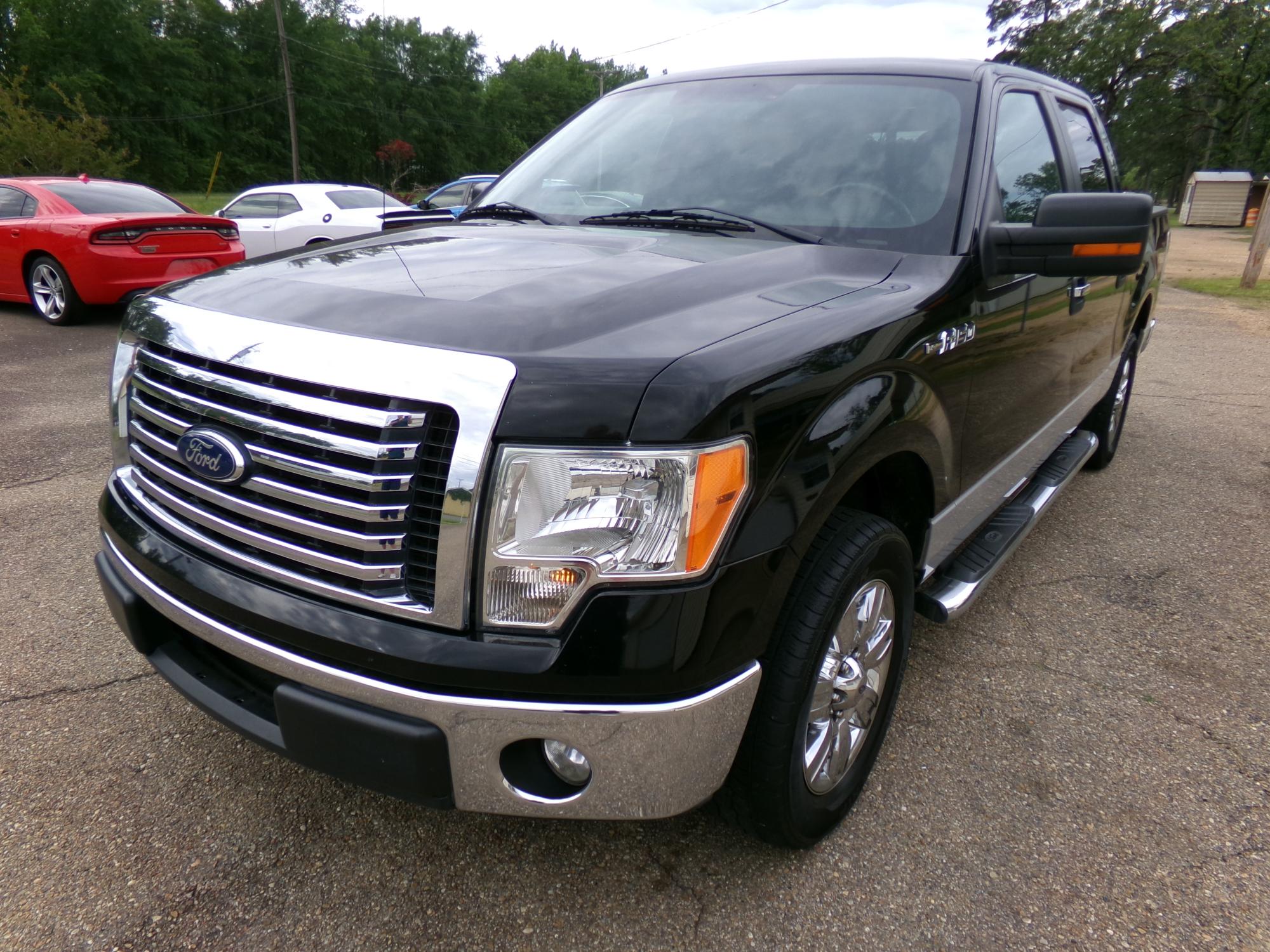 photo of 2011 Ford F-150 FX2 SuperCrew 5.5-ft. Bed 2WD