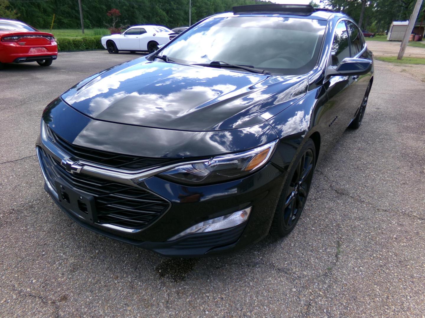 2020 Carbon Flash Metallic /Black Chevrolet Malibu LT (1G1ZD5ST1LF) with an 1.5L L4 DOHC 16V engine, 6A transmission, located at 401 First NE, Bearden, AR, 71720, (870) 687-3414, 33.726528, -92.611519 - Photo#0