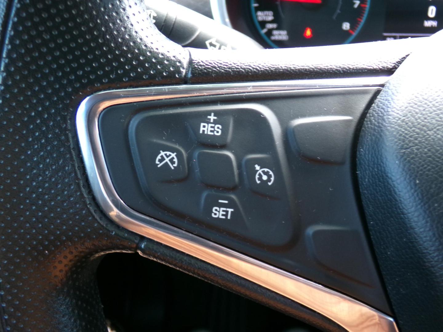 2020 Carbon Flash Metallic /Black Chevrolet Malibu LT (1G1ZD5ST1LF) with an 1.5L L4 DOHC 16V engine, 6A transmission, located at 401 First NE, Bearden, AR, 71720, (870) 687-3414, 33.726528, -92.611519 - Photo#11