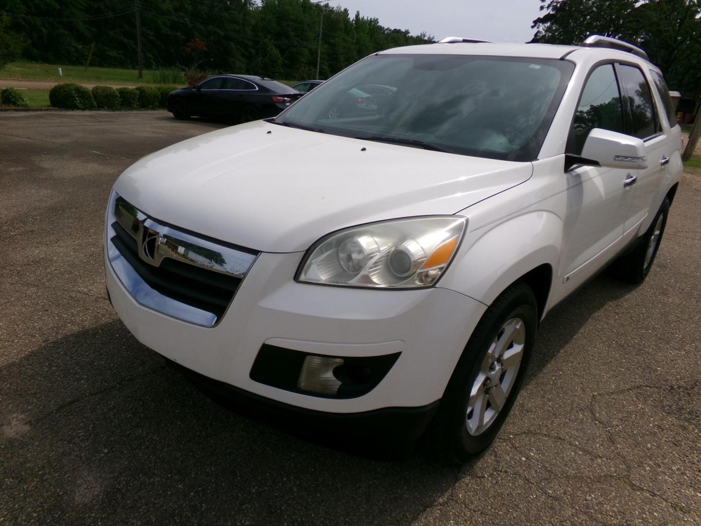 2008 White /Gray Saturn Outlook XR FWD (5GZER23728J) with an 3.6L V6 DOHC 24V engine, 6-Speed Automatic Overdrive transmission, located at 401 First NE, Bearden, AR, 71720, (870) 687-3414, 33.726528, -92.611519 - Photo#0