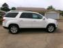 2008 White /Gray Saturn Outlook XR FWD (5GZER23728J) with an 3.6L V6 DOHC 24V engine, 6-Speed Automatic Overdrive transmission, located at 401 First NE, Bearden, AR, 71720, (870) 687-3414, 33.726528, -92.611519 - Photo#20