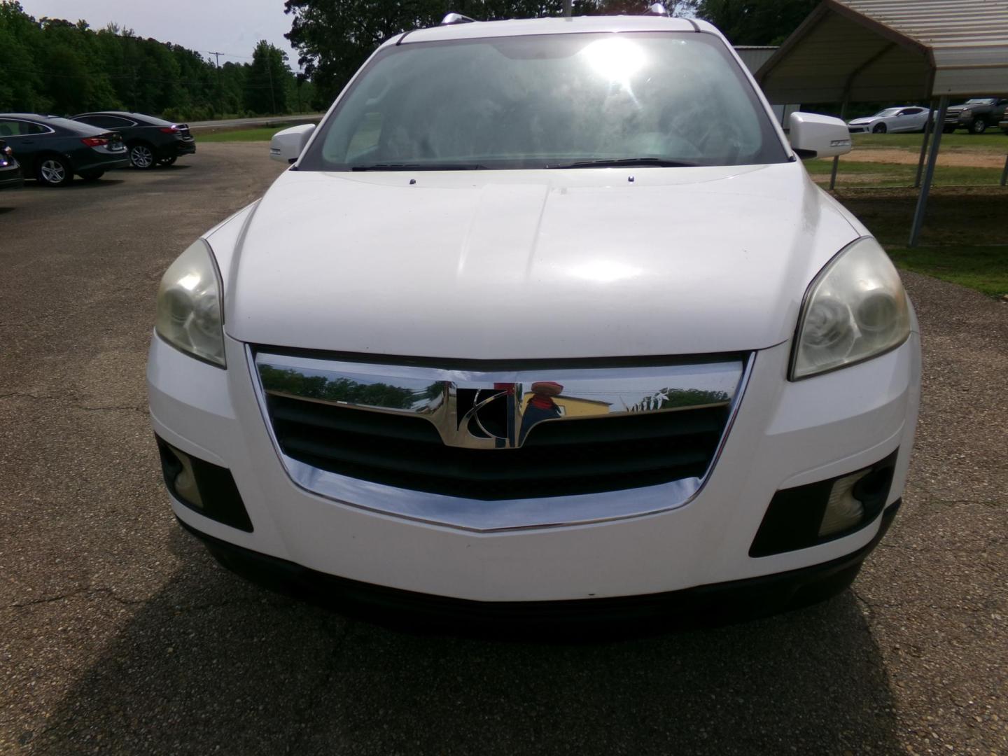 2008 White /Gray Saturn Outlook XR FWD (5GZER23728J) with an 3.6L V6 DOHC 24V engine, 6-Speed Automatic Overdrive transmission, located at 401 First NE, Bearden, AR, 71720, (870) 687-3414, 33.726528, -92.611519 - Photo#21