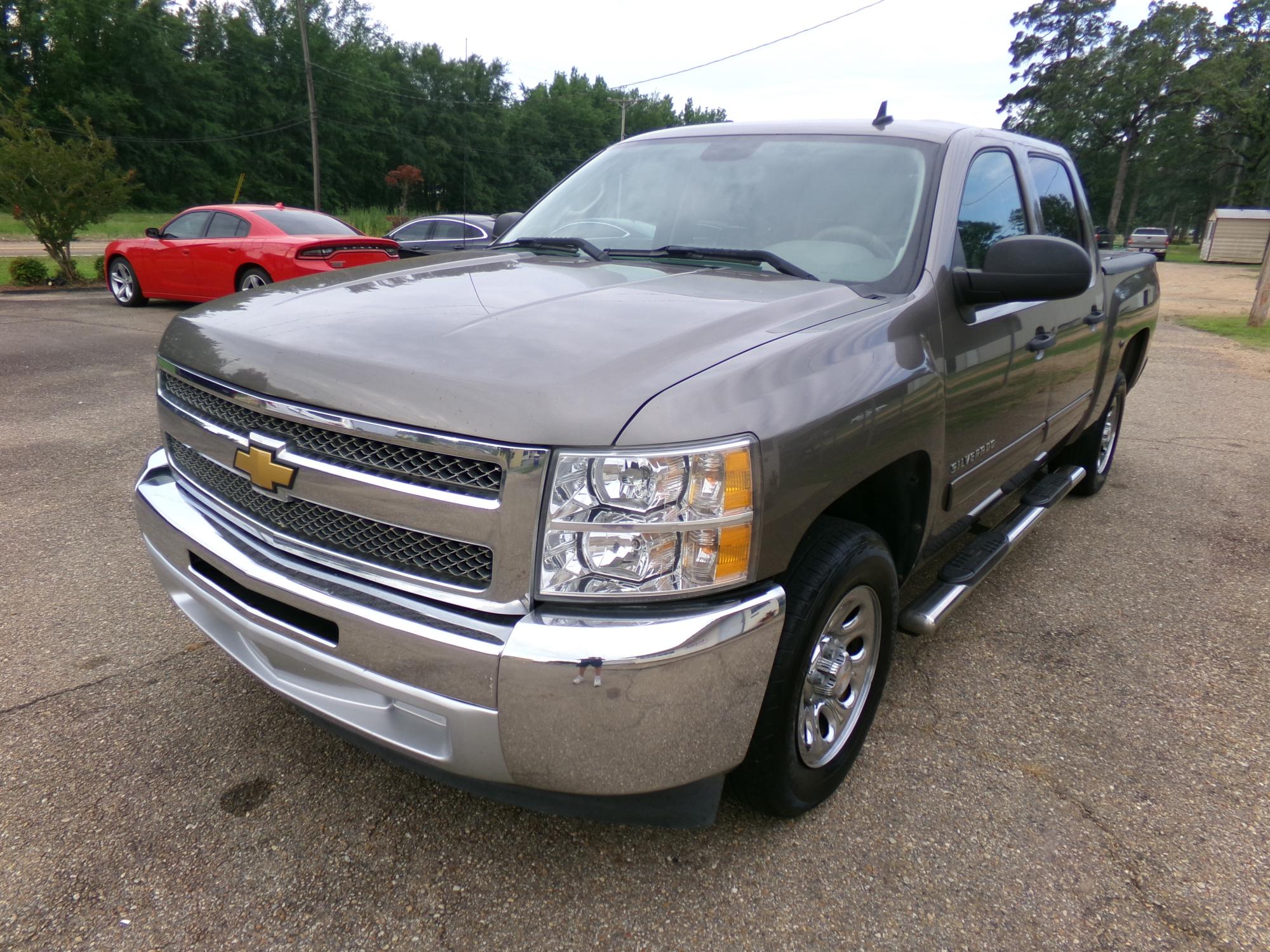photo of 2013 Chevrolet Silverado 1500 LS Crew Cab Short Box 2WD