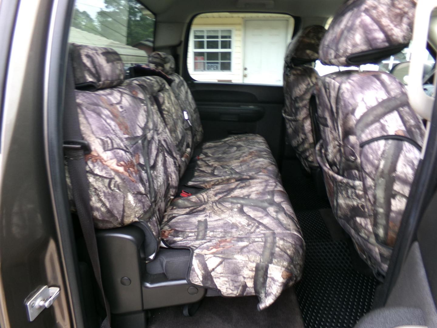 2013 Magna Steel Metallic /Gray Chevrolet Silverado 1500 LS Crew Cab Short Box 2WD (3GCPCREA9DG) with an 4.8L V8 OHV 16V engine, 6-Speed Automatic transmission, located at 401 First NE, Bearden, AR, 71720, (870) 687-3414, 33.726528, -92.611519 - Photo#11