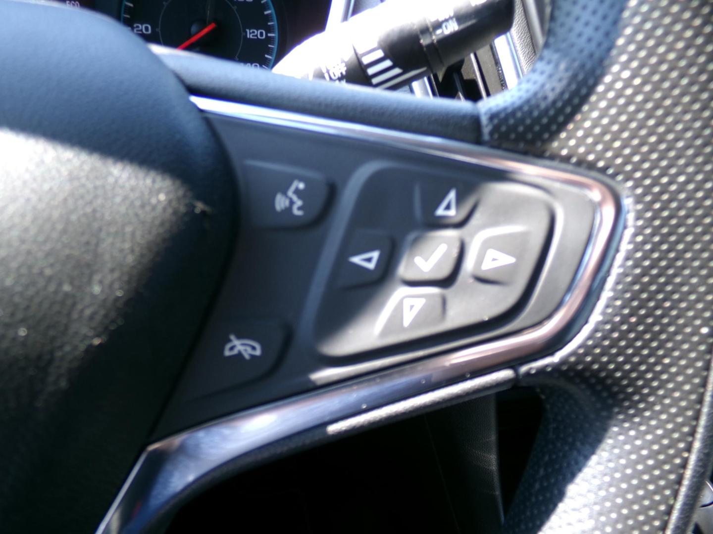 2021 Darkmoon Blue Metallic /Black Chevrolet Equinox LS 2WD (3GNAXHEV9MS) with an 1.5L L4 DOHC 16V TURBO engine, 6A transmission, located at 401 First NE, Bearden, AR, 71720, (870) 687-3414, 33.726528, -92.611519 - Photo#11