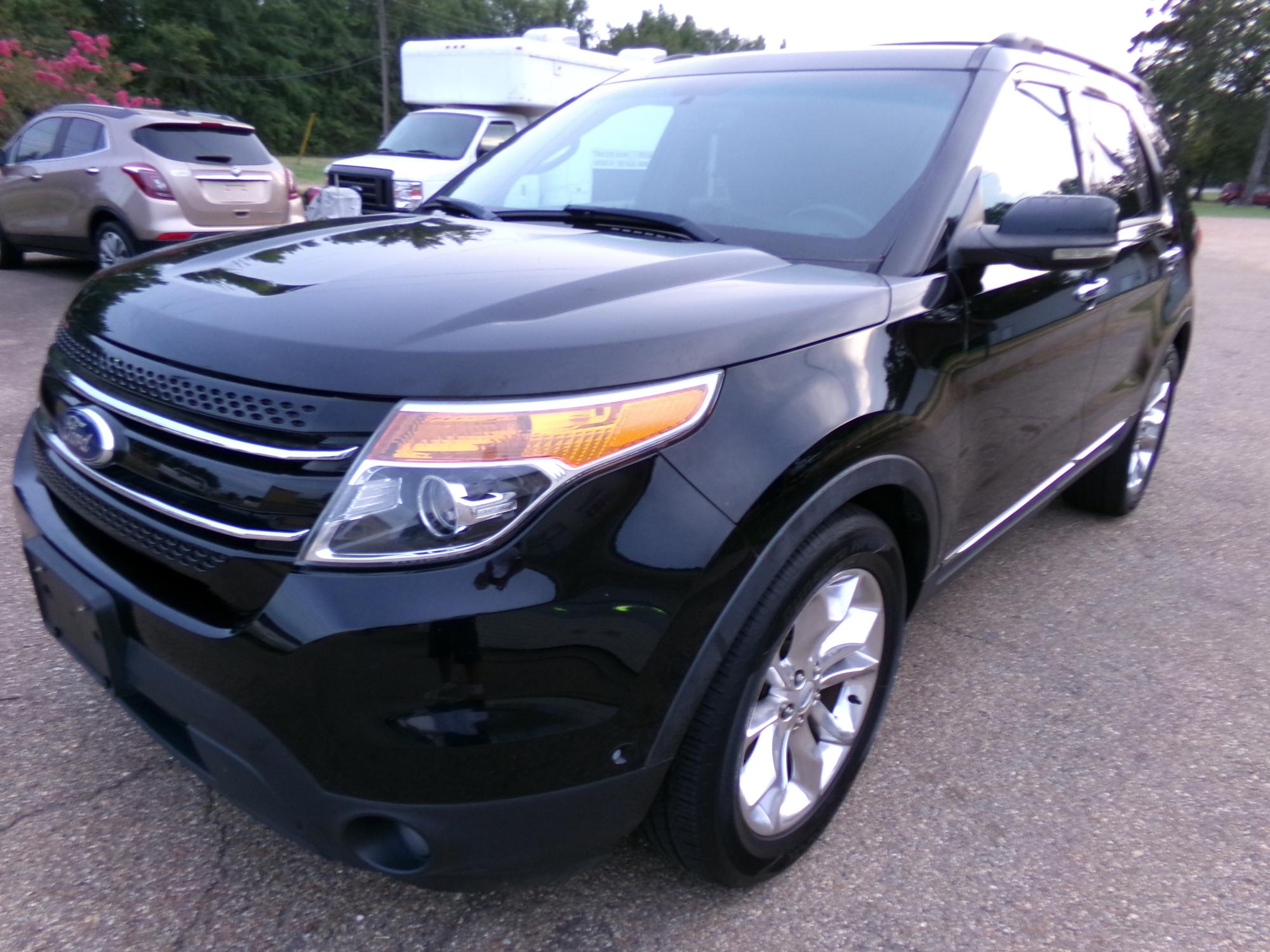 photo of 2012 Ford Explorer Limited FWD