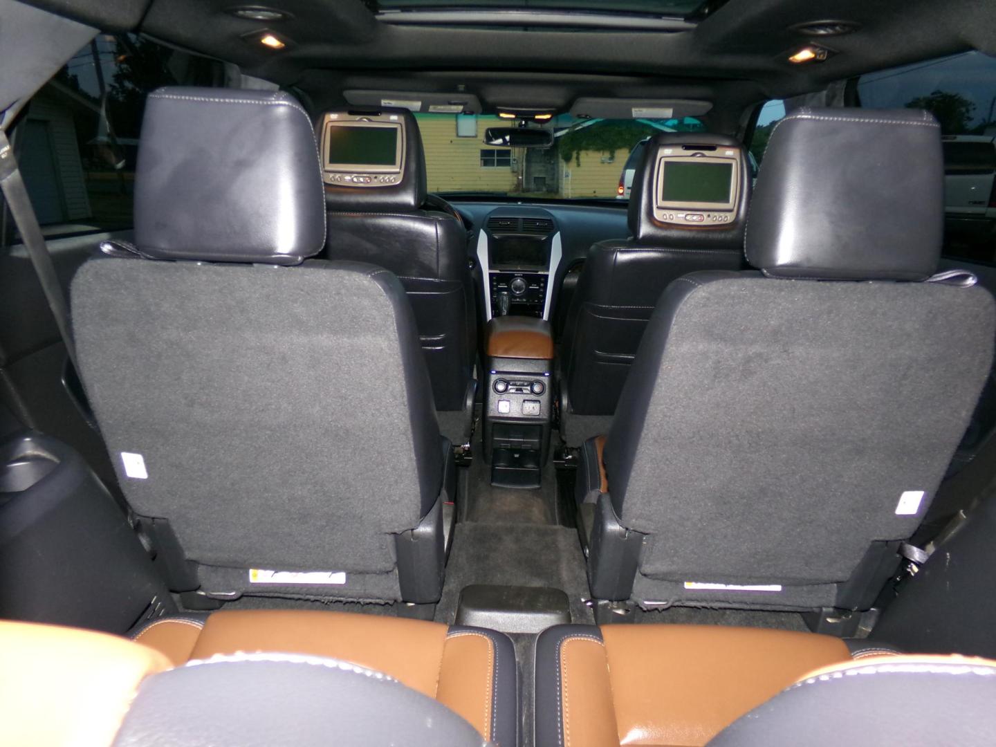 2012 Tuxedo Black Metallic /Black/Brown Ford Explorer Limited FWD (1FMHK7F86CG) with an 3.5L V6 DOHC 24V engine, 6-Speed Automatic transmission, located at 401 First NE, Bearden, AR, 71720, (870) 687-3414, 33.726528, -92.611519 - Photo#7