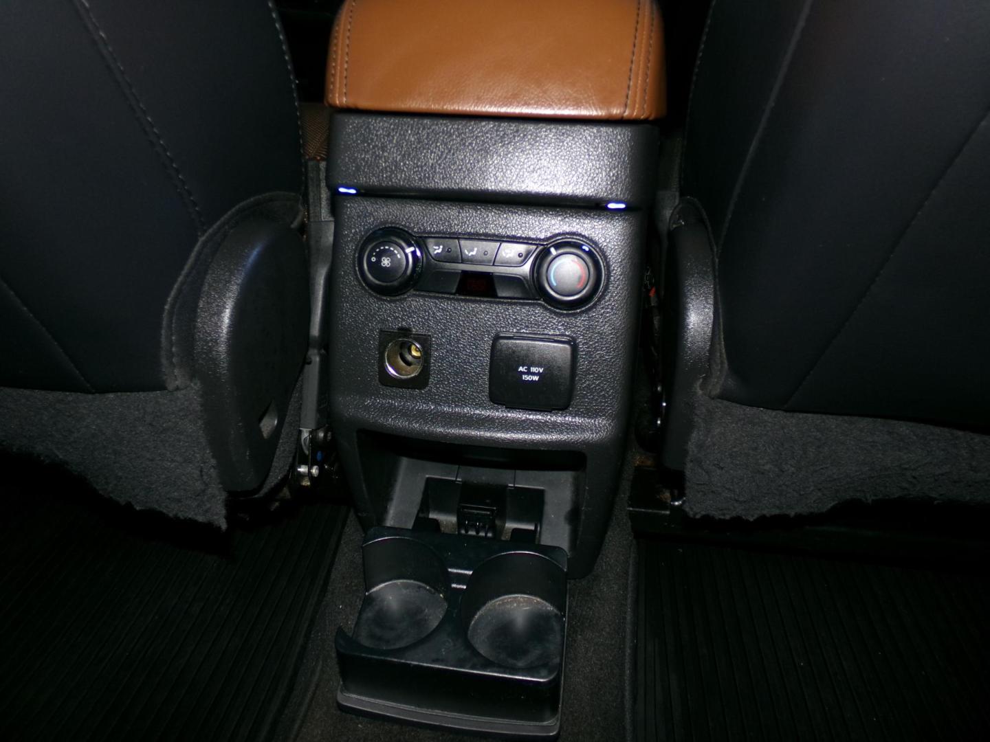 2012 Tuxedo Black Metallic /Black/Brown Ford Explorer Limited FWD (1FMHK7F86CG) with an 3.5L V6 DOHC 24V engine, 6-Speed Automatic transmission, located at 401 First NE, Bearden, AR, 71720, (870) 687-3414, 33.726528, -92.611519 - Photo#23