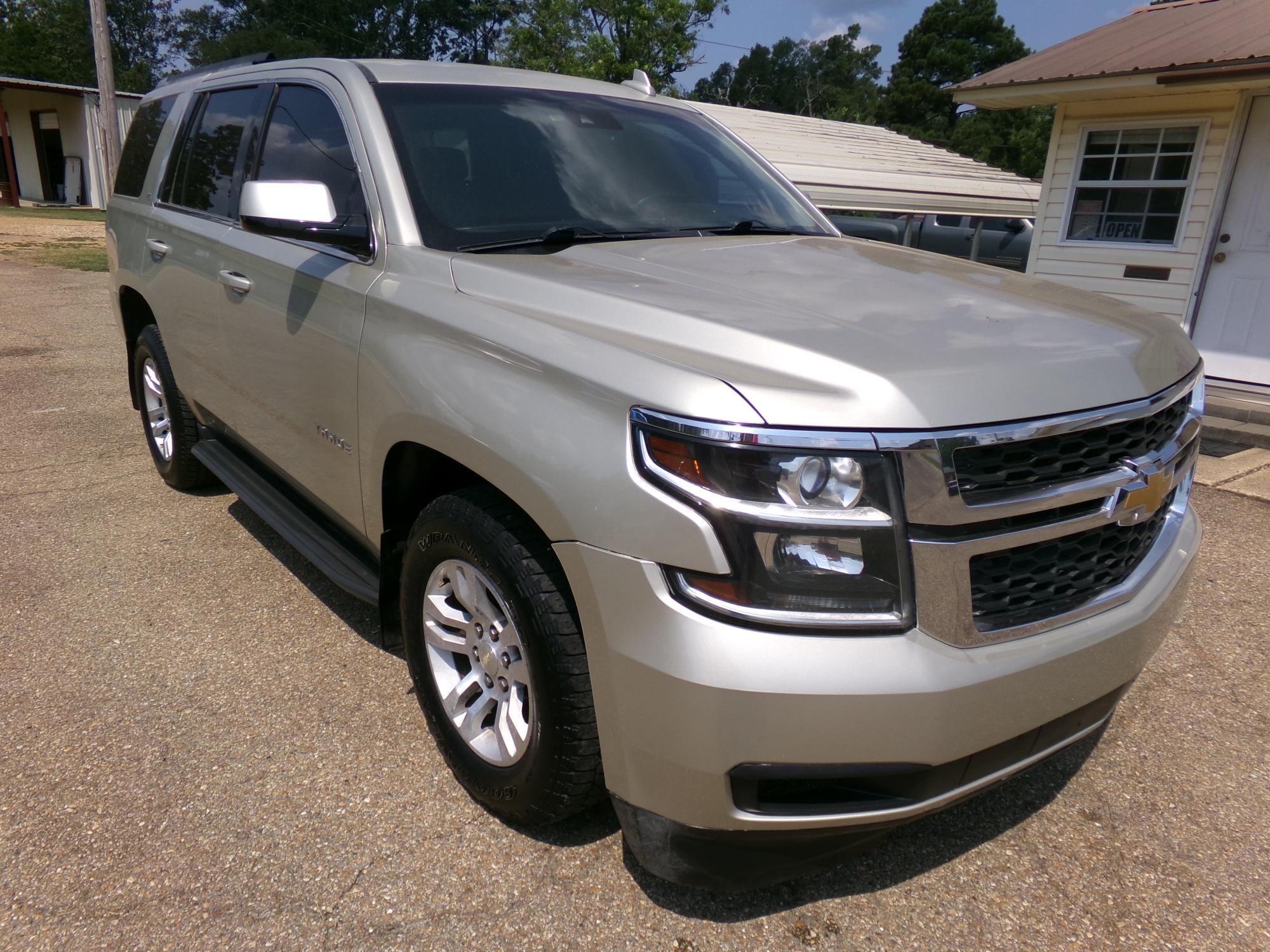 photo of 2016 Chevrolet Tahoe LT 4WD