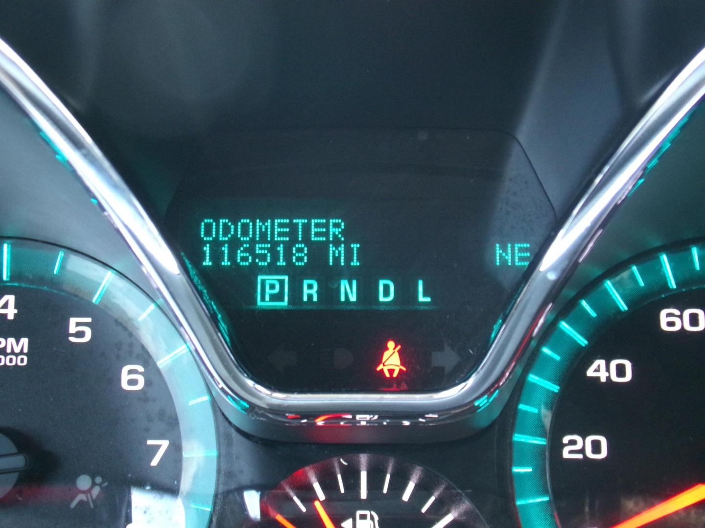 2014 Maroon /Black Chevrolet Traverse 1LT FWD (1GNKRGKD9EJ) with an 3.6L V6 DOHC 24V engine, 6-Speed Automatic transmission, located at 401 First NE, Bearden, AR, 71720, (870) 687-3414, 33.726528, -92.611519 - Photo#8