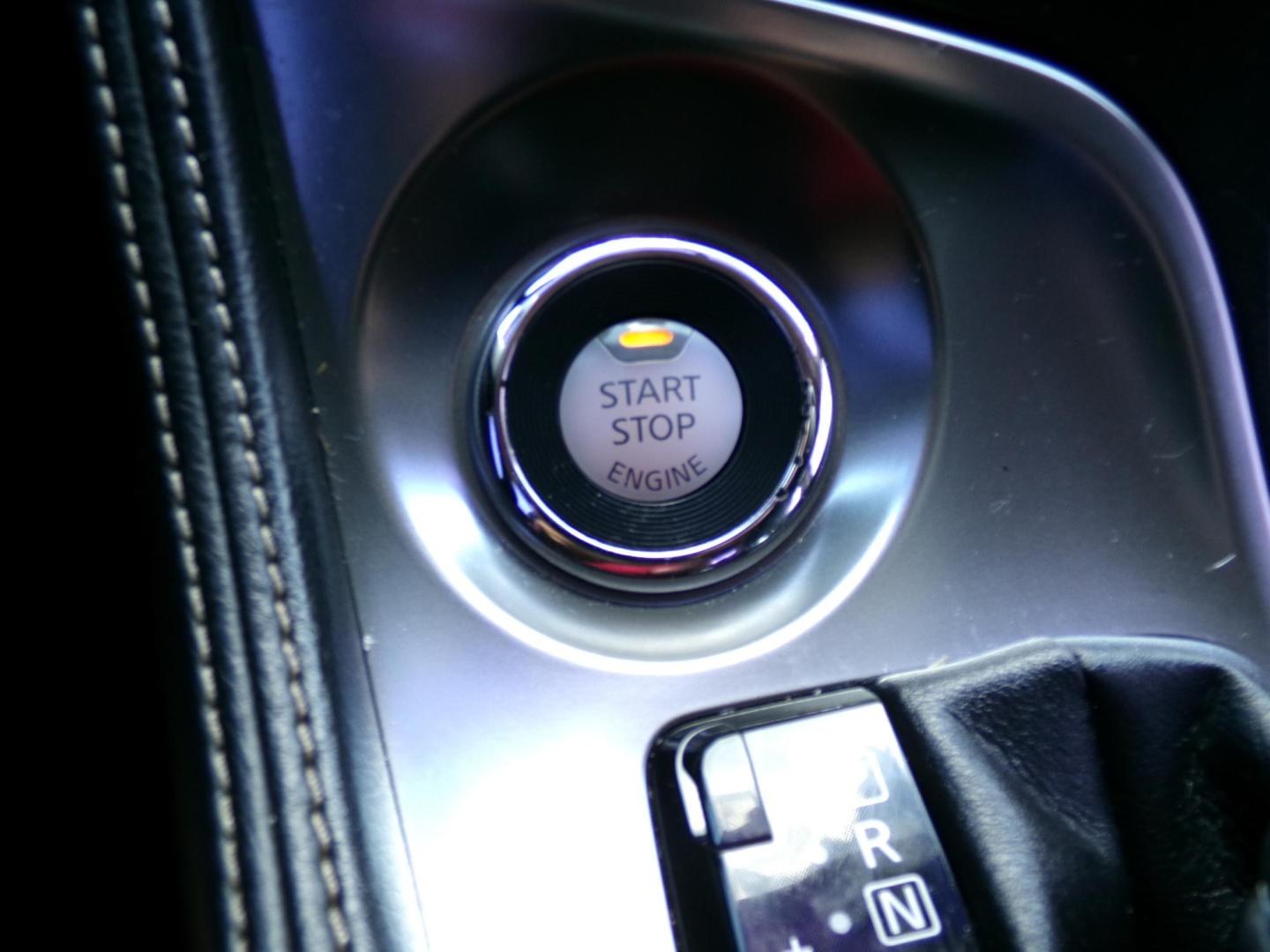 2019 Platinum Metallic /Black Nissan Maxima 3.5 SL (1N4AA6AV9KC) with an 3.5L V6 DOHC 24V engine, CVT transmission, located at 401 First NE, Bearden, AR, 71720, (870) 687-3414, 33.726528, -92.611519 - Photo#12