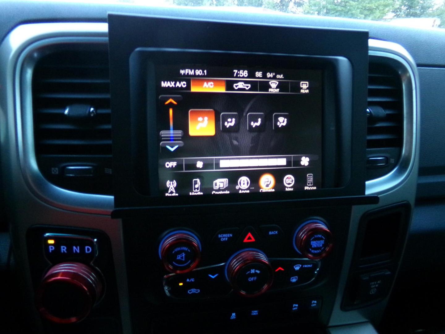 2015 Black /Black RAM 1500 SLT Crew Cab SWB 2WD (1C6RR6LT0FS) with an 5.7L V8 OHV 16V engine, 6-Speed Automatic transmission, located at 401 First NE, Bearden, AR, 71720, (870) 687-3414, 33.726528, -92.611519 - Photo#14