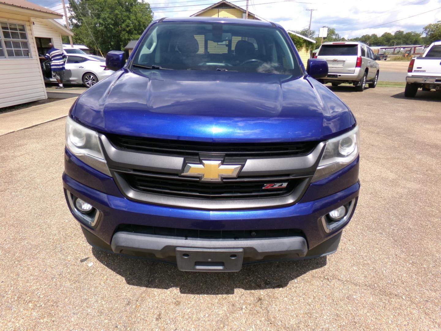 2016 Laser Blue Metallic /Black Chevrolet Colorado Z71 Crew Cab 4WD Long Box (1GCGTDE38G1) with an 3.6L V6 DOHC 24V GAS engine, 6A transmission, located at 401 First NE, Bearden, AR, 71720, (870) 687-3414, 33.726528, -92.611519 - Photo#25