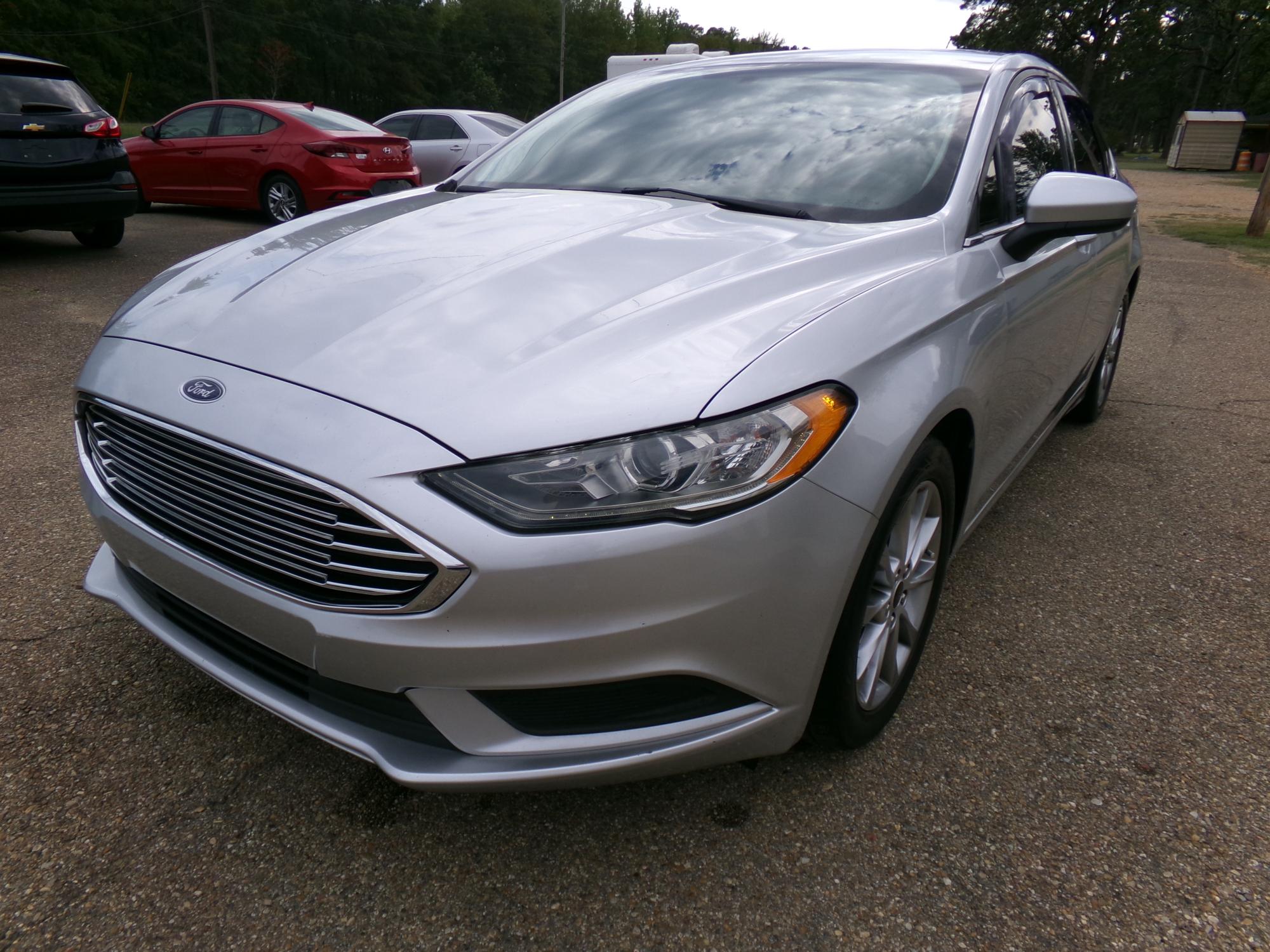 photo of 2017 Ford Fusion SE