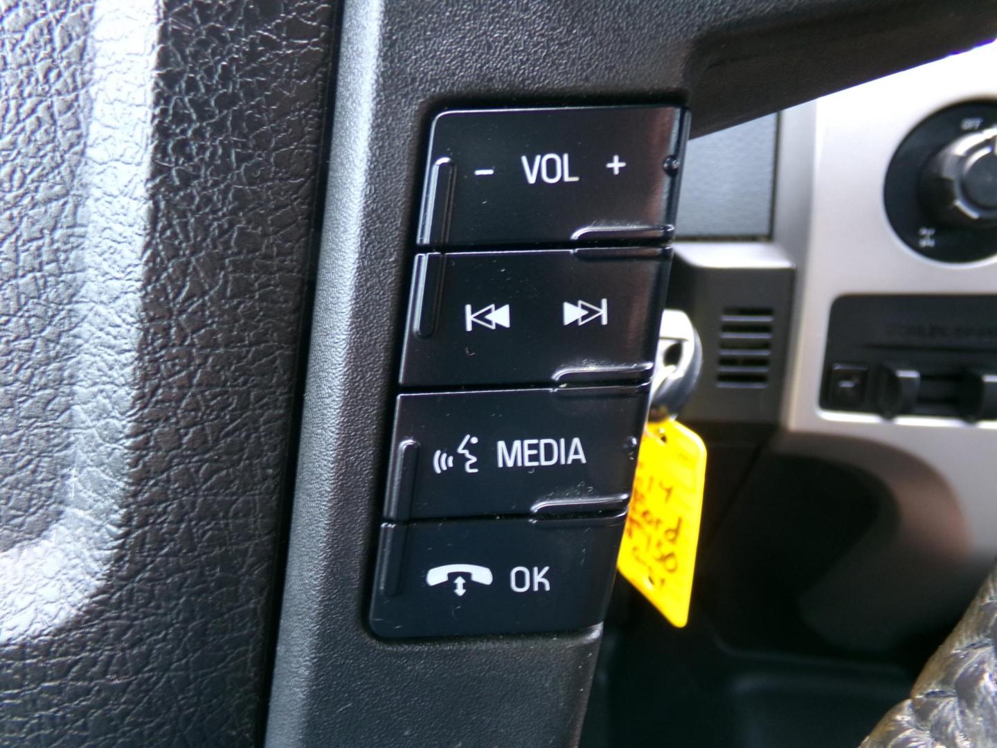 2014 Cinza Berlin Metallic /Gray Ford F-150 XLT SuperCrew 6.5-ft. Bed 2WD (1FTFW1CT0EK) with an 3.5L V6 TURBO engine, 6-Speed Automatic transmission, located at 401 First NE, Bearden, AR, 71720, (870) 687-3414, 33.726528, -92.611519 - Photo#14