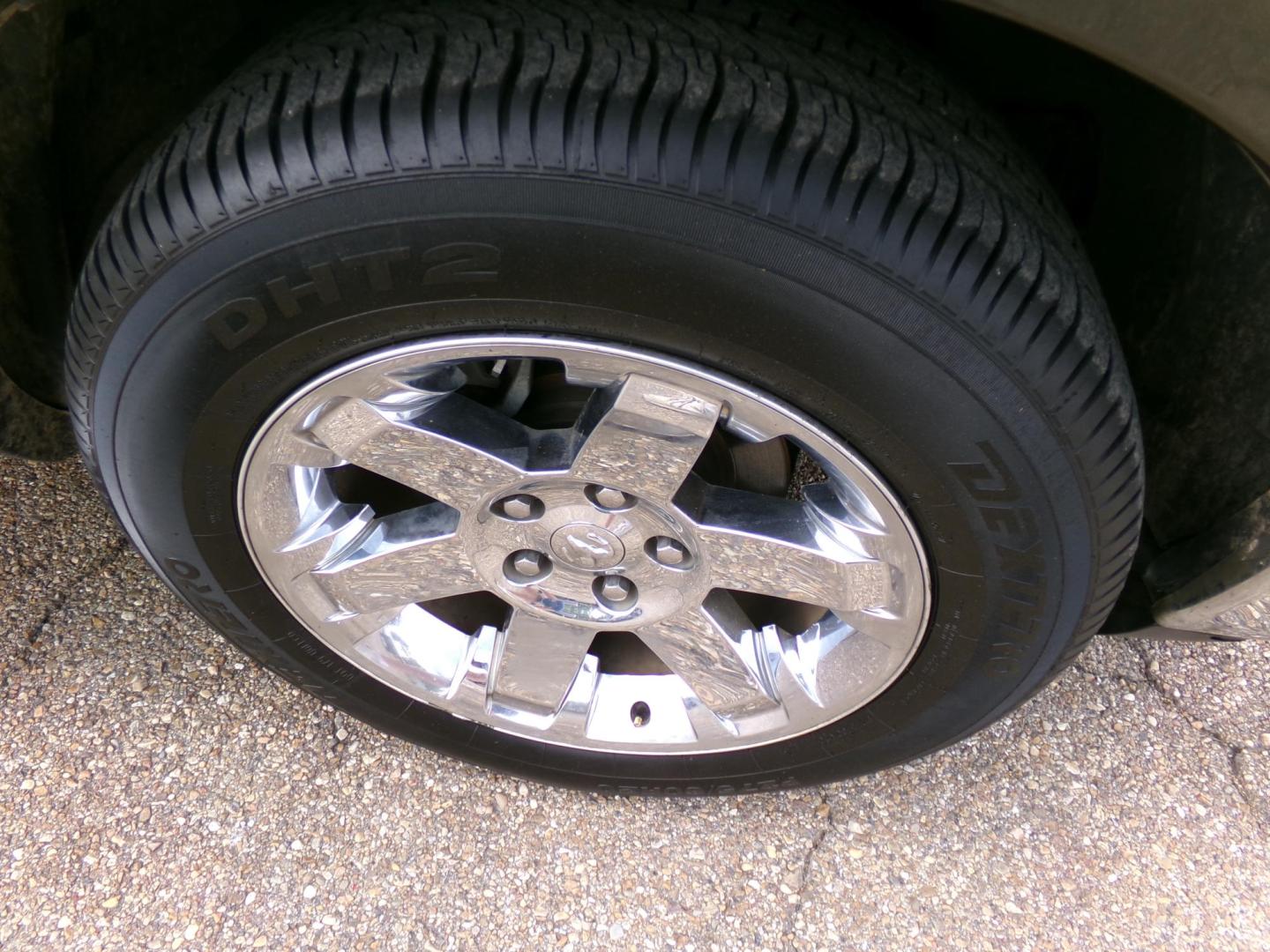 2012 Sarsaparilla Sage Metallic /Tan Dodge Ram 1500 Laramie Quad Cab 2WD (1C6RD6JT1CS) with an 5.7L V8 OHV 16V engine, 6-Speed Automatic transmission, located at 401 First NE, Bearden, AR, 71720, (870) 687-3414, 33.726528, -92.611519 - Photo#6