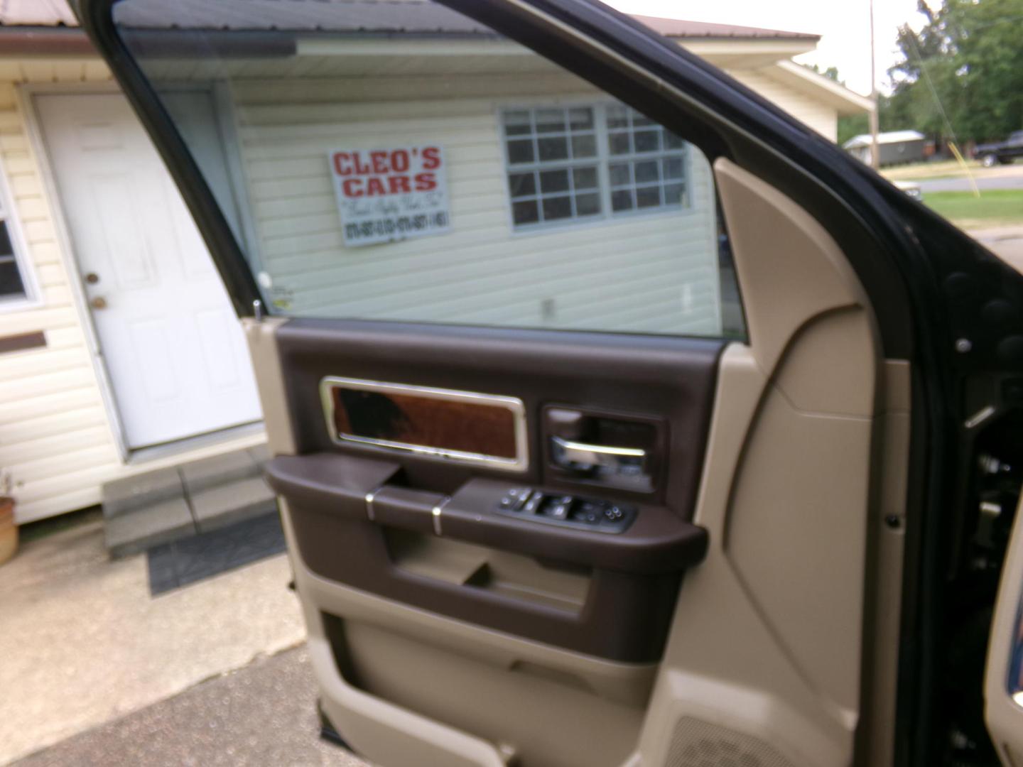 2012 Sarsaparilla Sage Metallic /Tan Dodge Ram 1500 Laramie Quad Cab 2WD (1C6RD6JT1CS) with an 5.7L V8 OHV 16V engine, 6-Speed Automatic transmission, located at 401 First NE, Bearden, AR, 71720, (870) 687-3414, 33.726528, -92.611519 - Photo#8