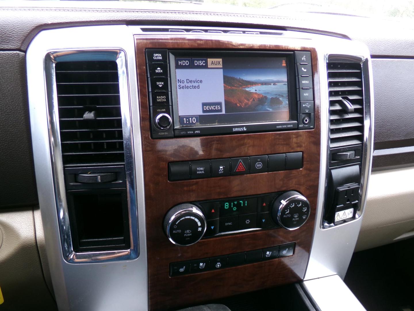 2012 Sarsaparilla Sage Metallic /Tan Dodge Ram 1500 Laramie Quad Cab 2WD (1C6RD6JT1CS) with an 5.7L V8 OHV 16V engine, 6-Speed Automatic transmission, located at 401 First NE, Bearden, AR, 71720, (870) 687-3414, 33.726528, -92.611519 - Photo#11