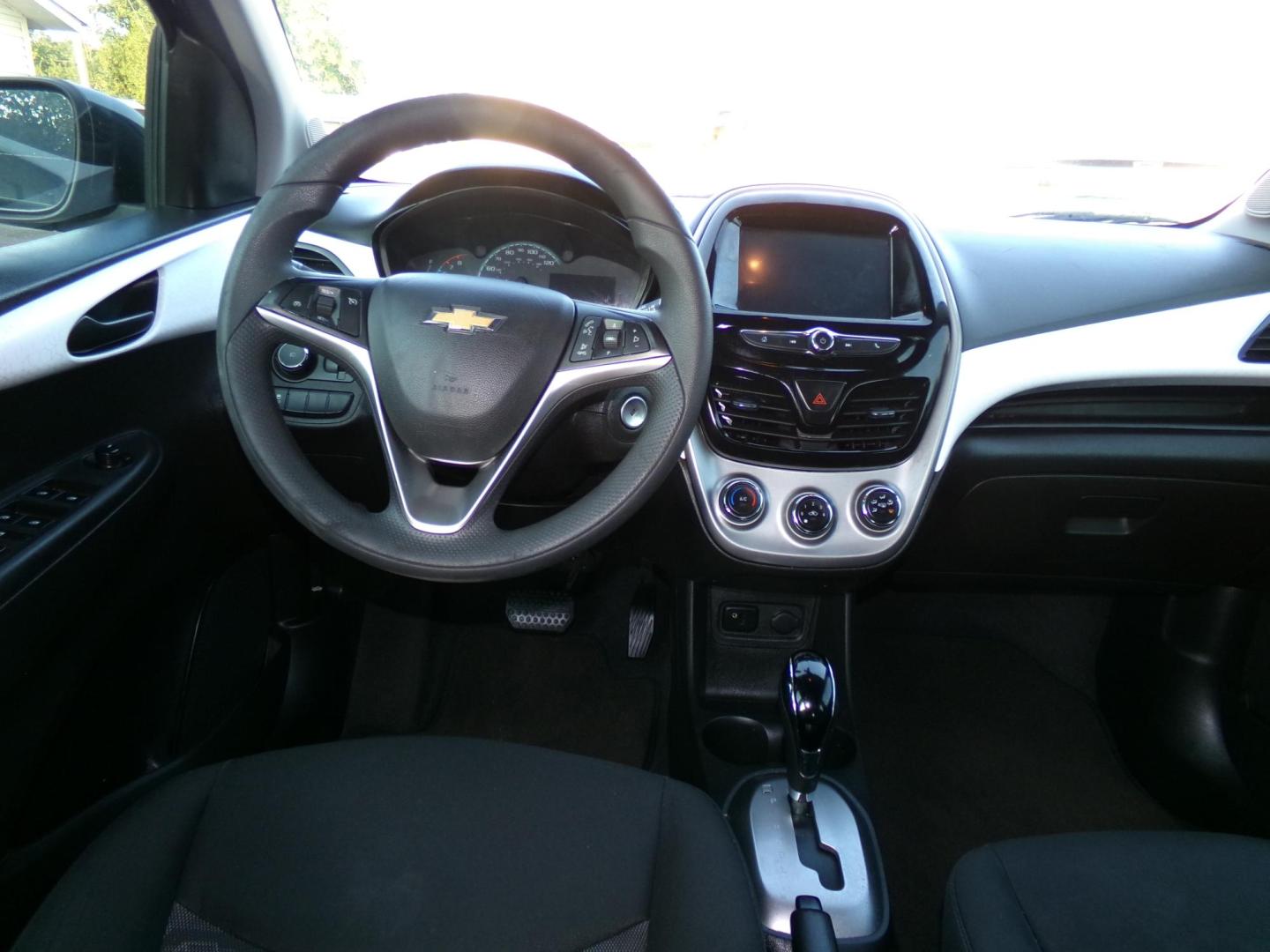 2017 Son of a Gun Gray Metallic /Charcoal Chevrolet Spark 1LT CVT (KL8CD6SA2HC) with an 1.4L L4 16V DOHC engine, CVT transmission, located at 401 First NE, Bearden, AR, 71720, (870) 687-3414, 33.726528, -92.611519 - Photo#16