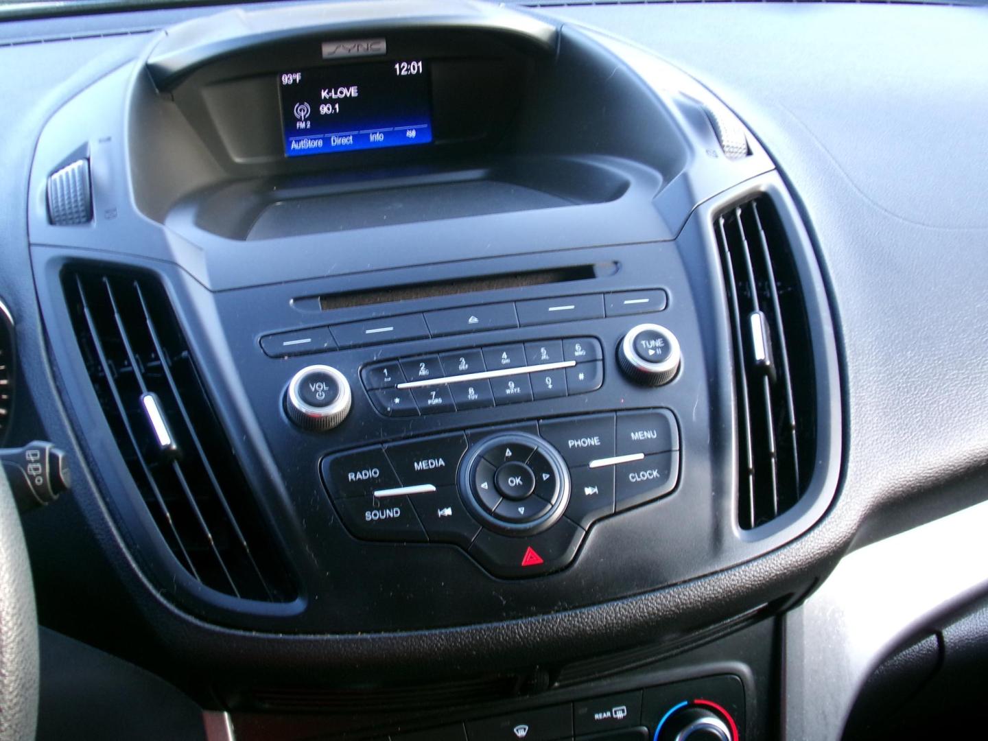 2018 Blue Diamond Metallic /Charcoal Ford Escape S FWD (1FMCU0F76JU) with an 2.5L L4 DOHC 16V engine, 6A transmission, located at 401 First NE, Bearden, AR, 71720, (870) 687-3414, 33.726528, -92.611519 - Photo#8