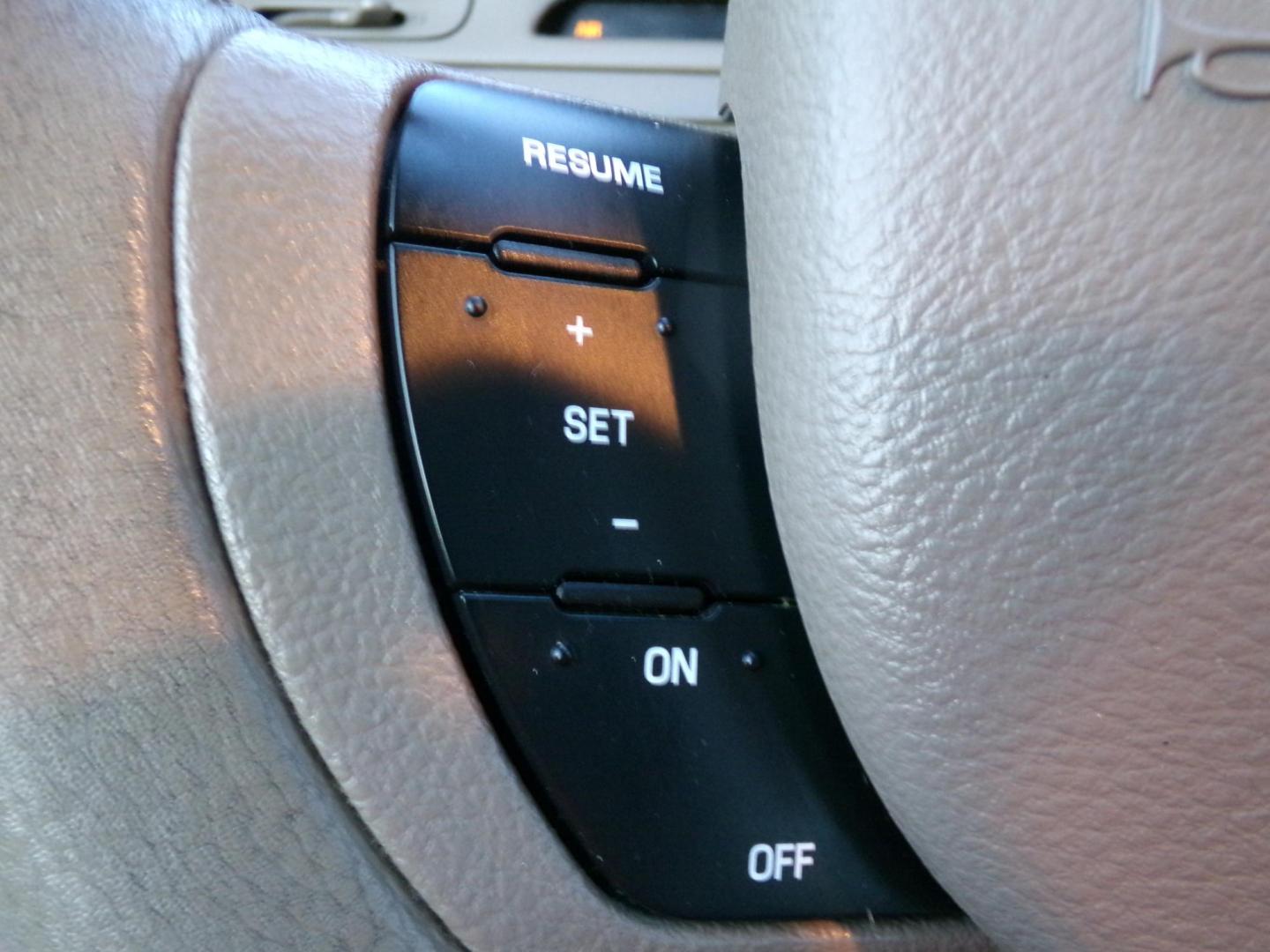 2005 Light Tundra Metallic /Tan Mercury Grand Marquis LS Premium (2MEHM75W25X) with an 4.6L V8 OHC 16V engine, 4-Speed Automatic Overdrive transmission, located at 401 First NE, Bearden, AR, 71720, (870) 687-3414, 33.726528, -92.611519 - Photo#14